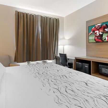 Red Roof Inn Plus Jamaica, Ny - Jfk Airport New York Bagian luar foto