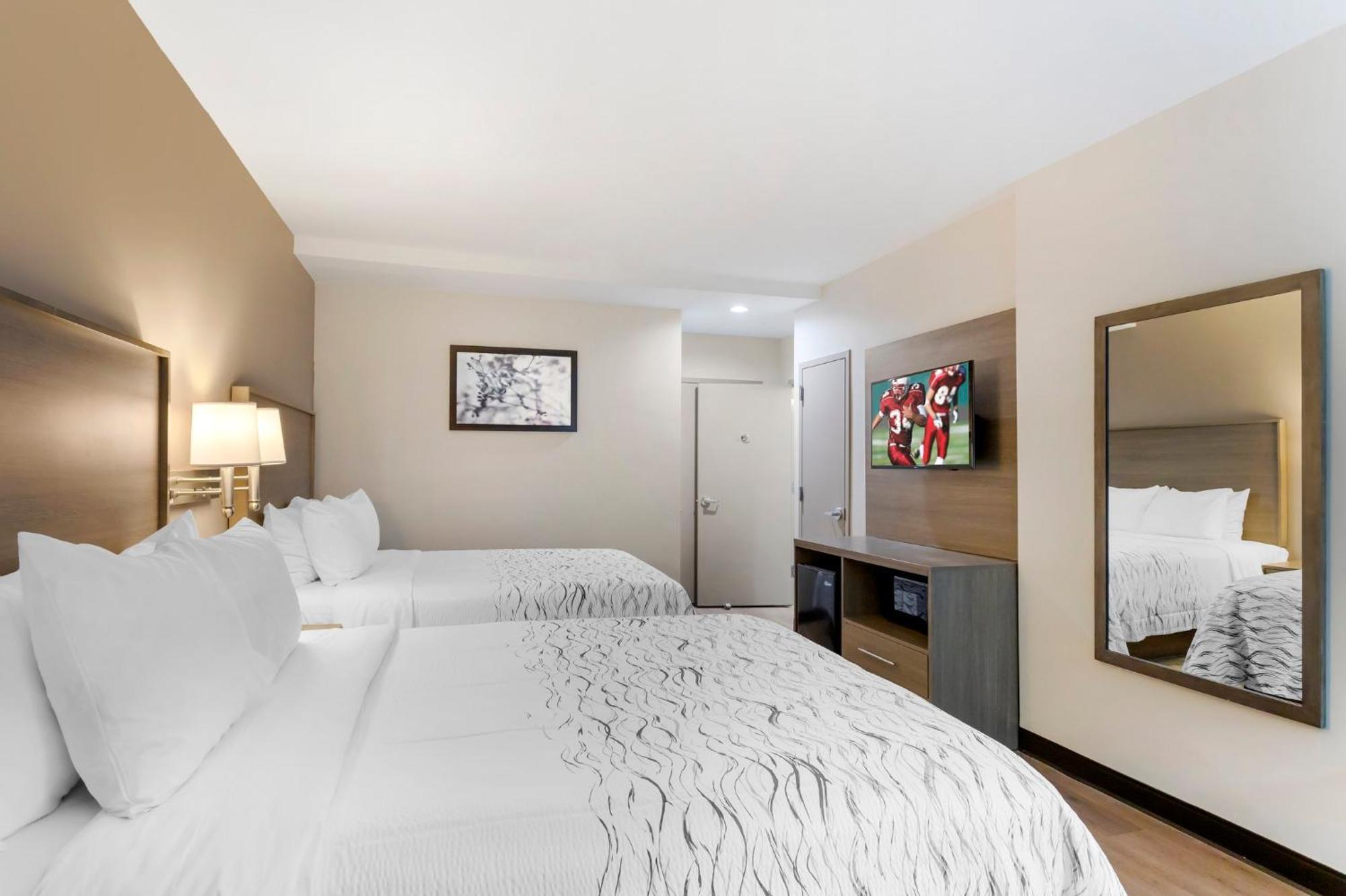 Red Roof Inn Plus Jamaica, Ny - Jfk Airport New York Bagian luar foto